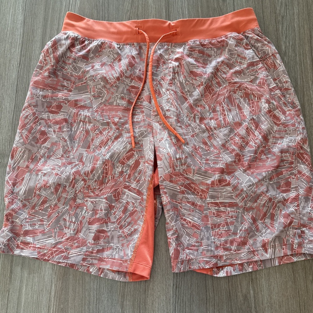 LULULEMON T.H.E. SHORT 9" LINERLESS PARALLEL DIVIDE WARM CORAL ORANGE GRAY LARGE